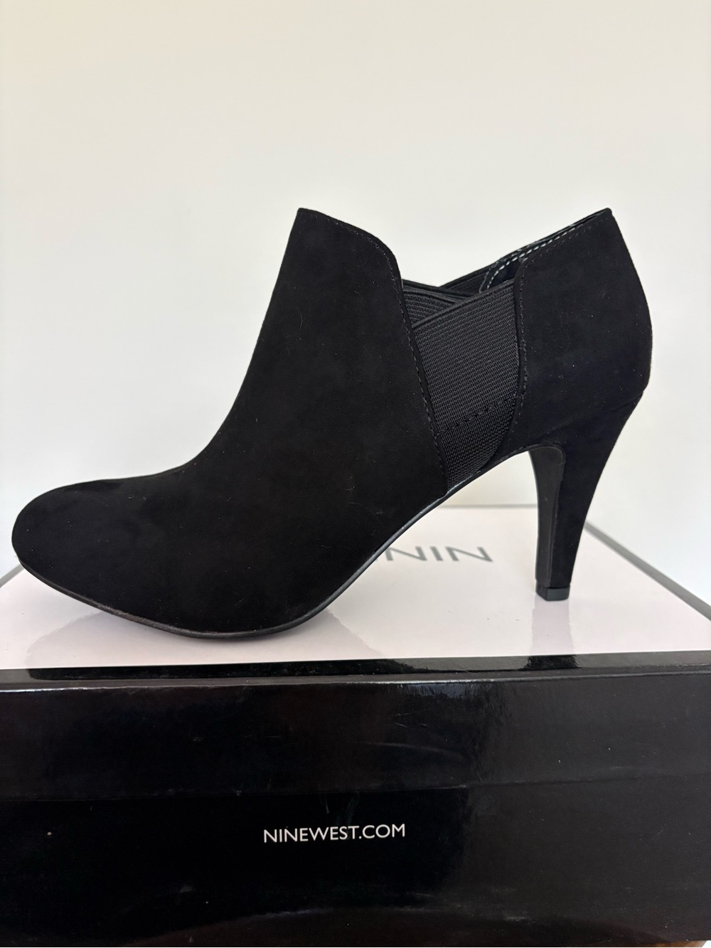 Nine West Black Suede V-Cut Heel Booties